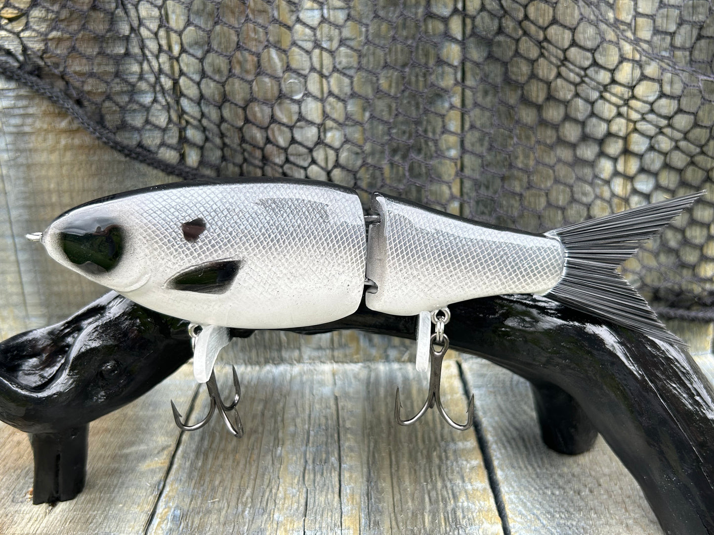 SOARDBAITS 7” SB SHAD RESIN GLIDE BAIT! 2.5 oz slow/medium sink!
