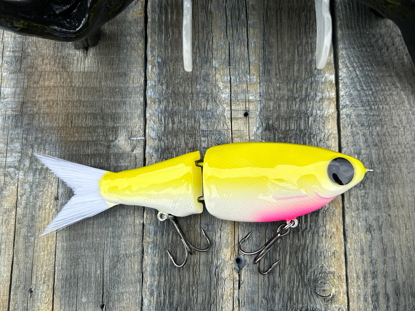 SOARDBAITS 7” SB SHAD RESIN GLIDE BAIT! 2.5 oz slow/medium sink!