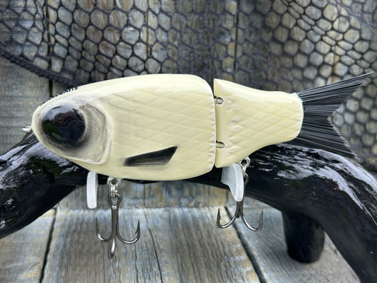 SOARDBAITS 6” SB HATCH RESIN GLIDE BAIT! 1.9 oz slow sink!