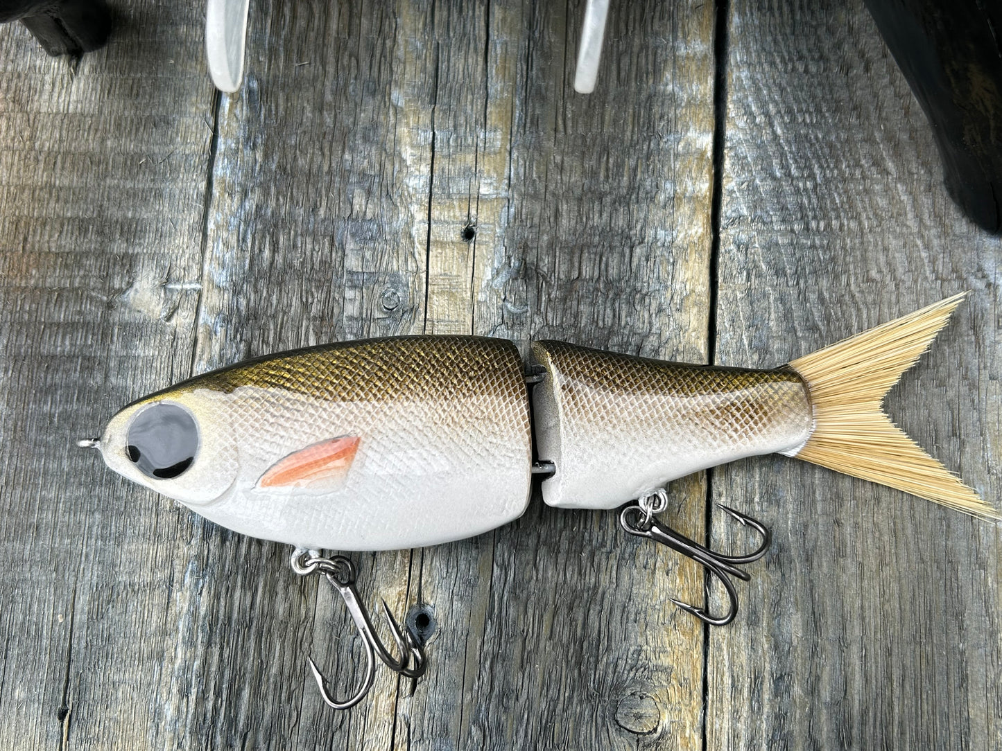 SOARDBAITS 7” SB SHAD RESIN GLIDE BAIT! 2.5 oz slow/medium sink!