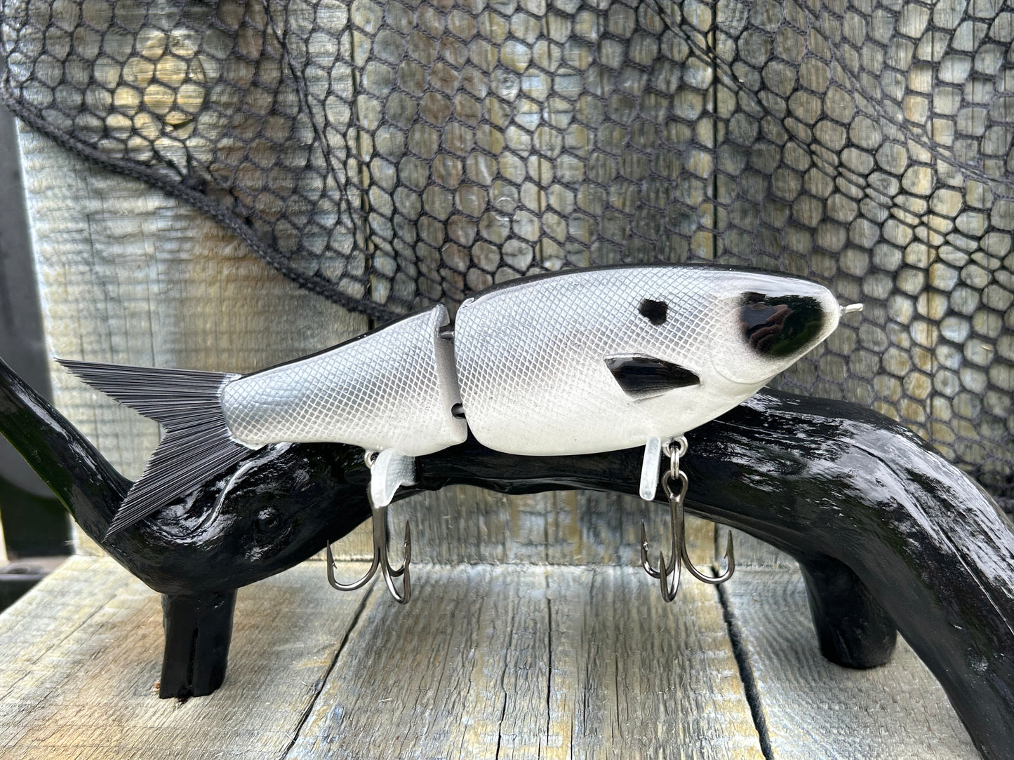 SOARDBAITS 7” SB SHAD RESIN GLIDE BAIT! 2.5 oz slow/medium sink!