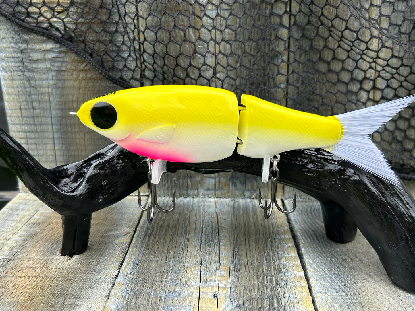 SOARDBAITS 7” SB SHAD RESIN GLIDE BAIT! 2.5 oz slow/medium sink!