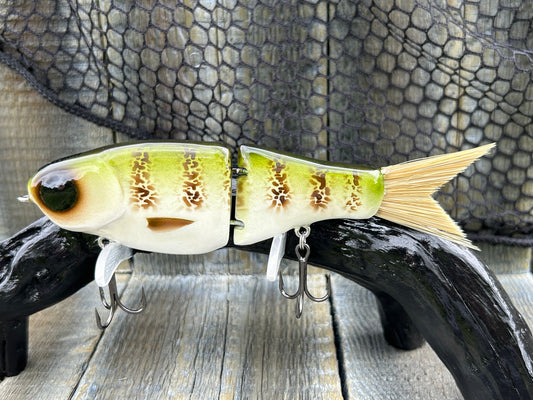 SOARDBAITS 6.75” SB SHAD MINI RESIN GLIDE BAIT! 1.9 oz slow sink!