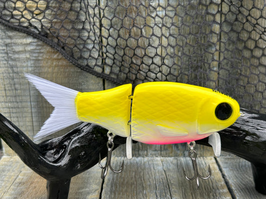 SOARDBAITS 6” SB HATCH RESIN GLIDE BAIT! 1.9 oz slow sink!