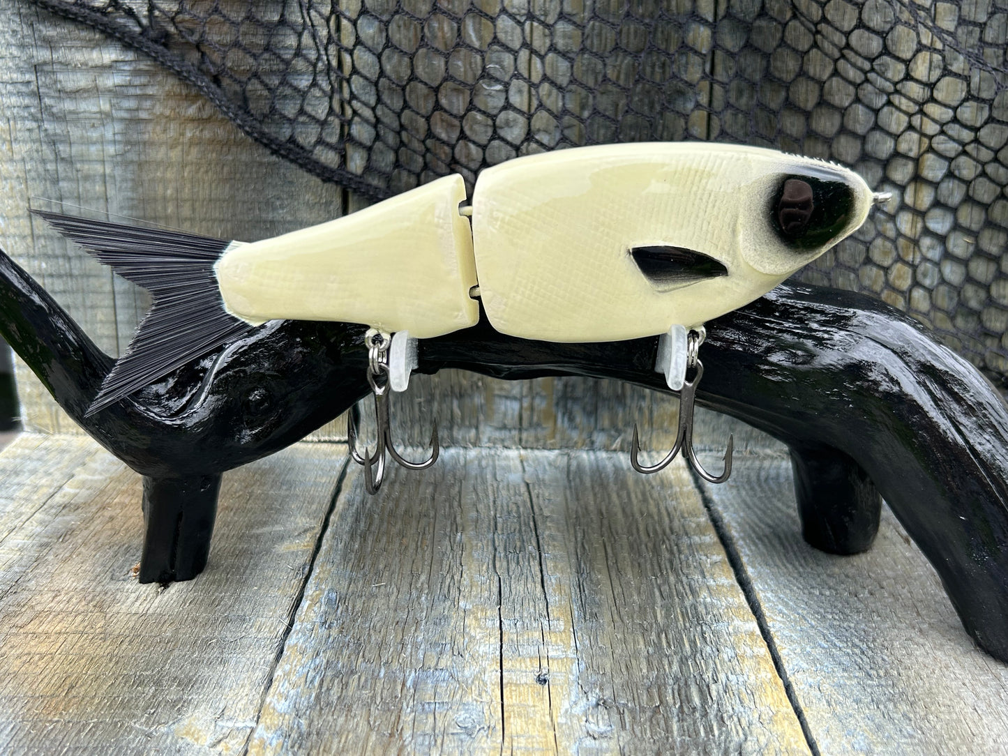 SOARDBAITS 7” SB SHAD RESIN GLIDE BAIT! 2.5 oz slow/medium sink!