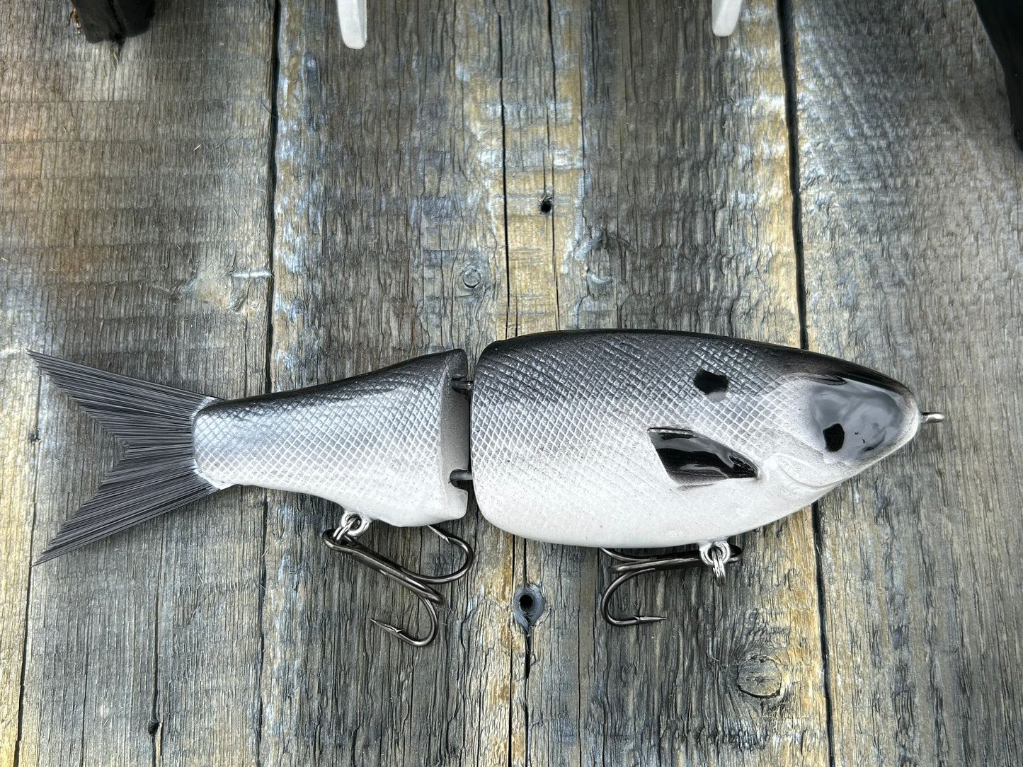 SOARDBAITS 7” SB SHAD RESIN GLIDE BAIT! 2.5 oz slow/medium sink!