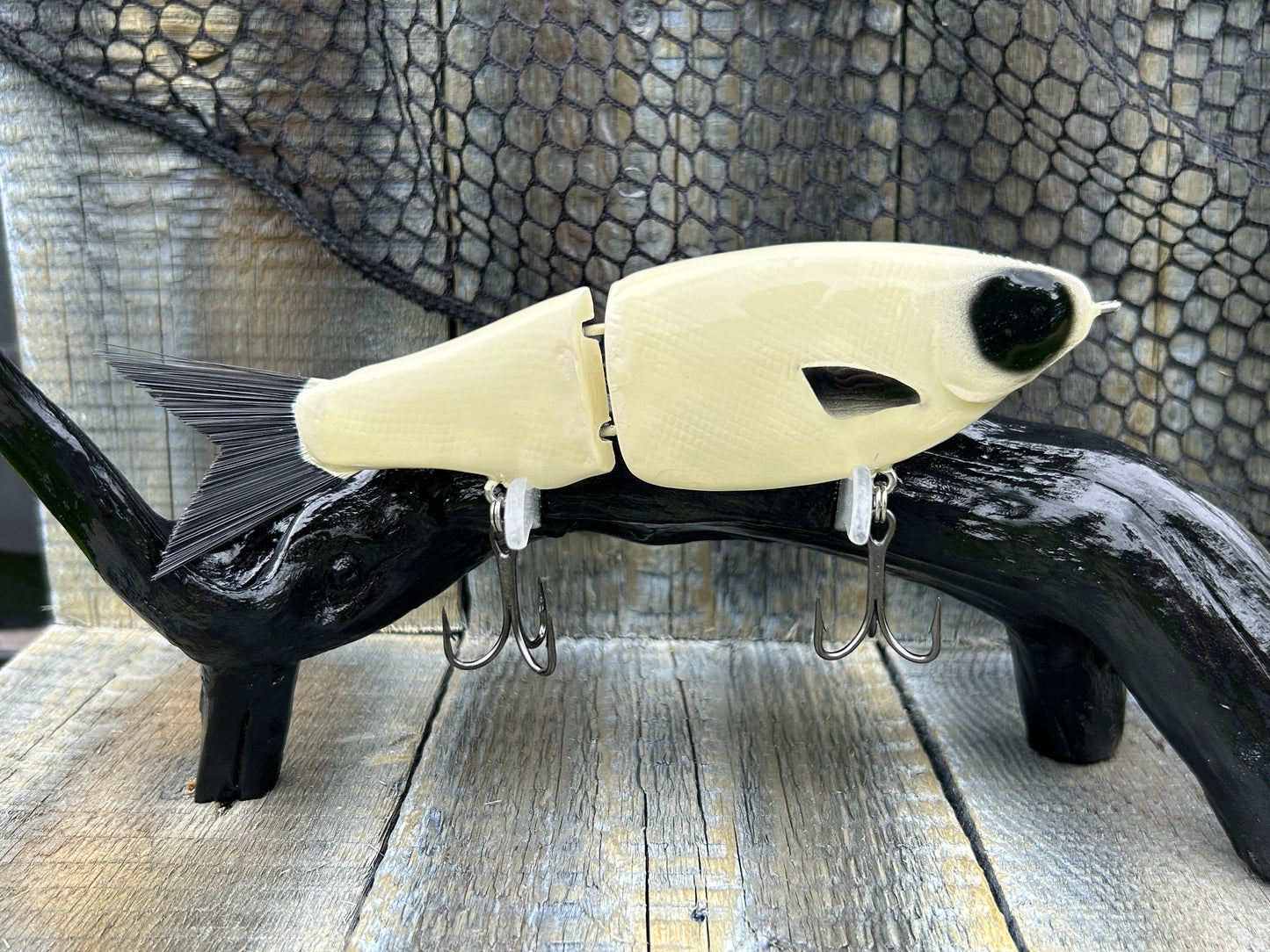 SOARDBAITS 7” SB SHAD RESIN GLIDE BAIT! 2.5 oz slow/medium sink!