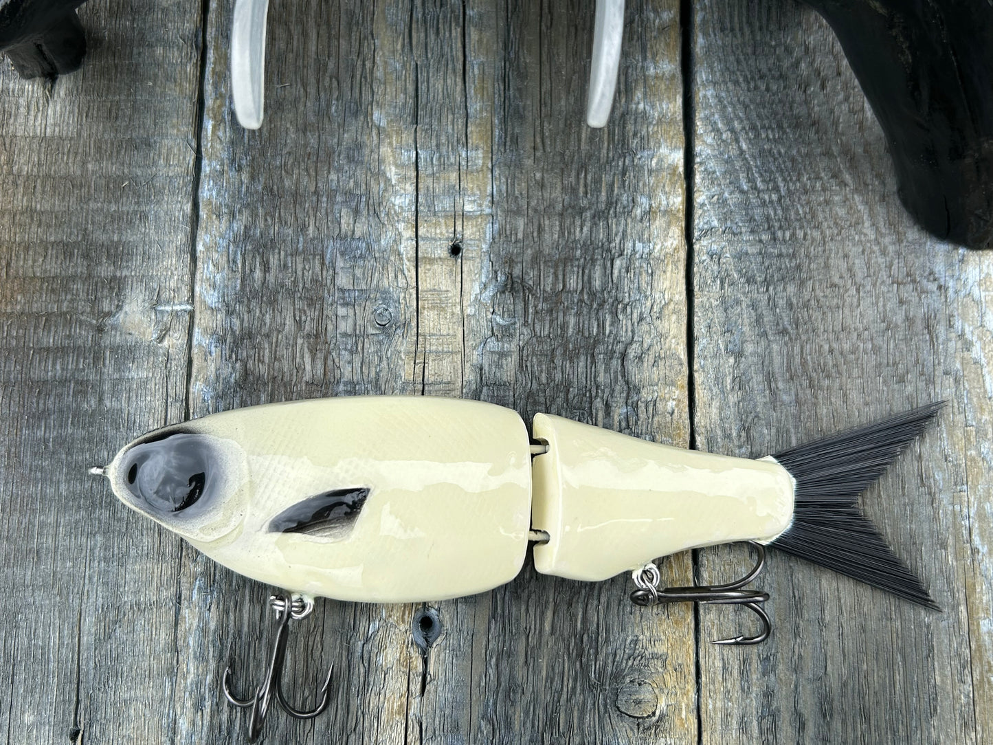 SOARDBAITS 7” SB SHAD RESIN GLIDE BAIT! 2.5 oz slow/medium sink!