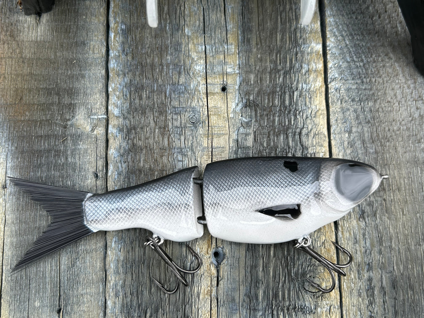SOARDBAITS 7.5” SB SHAD SLIM RESIN GLIDE BAIT! 2.0 oz slow sink!